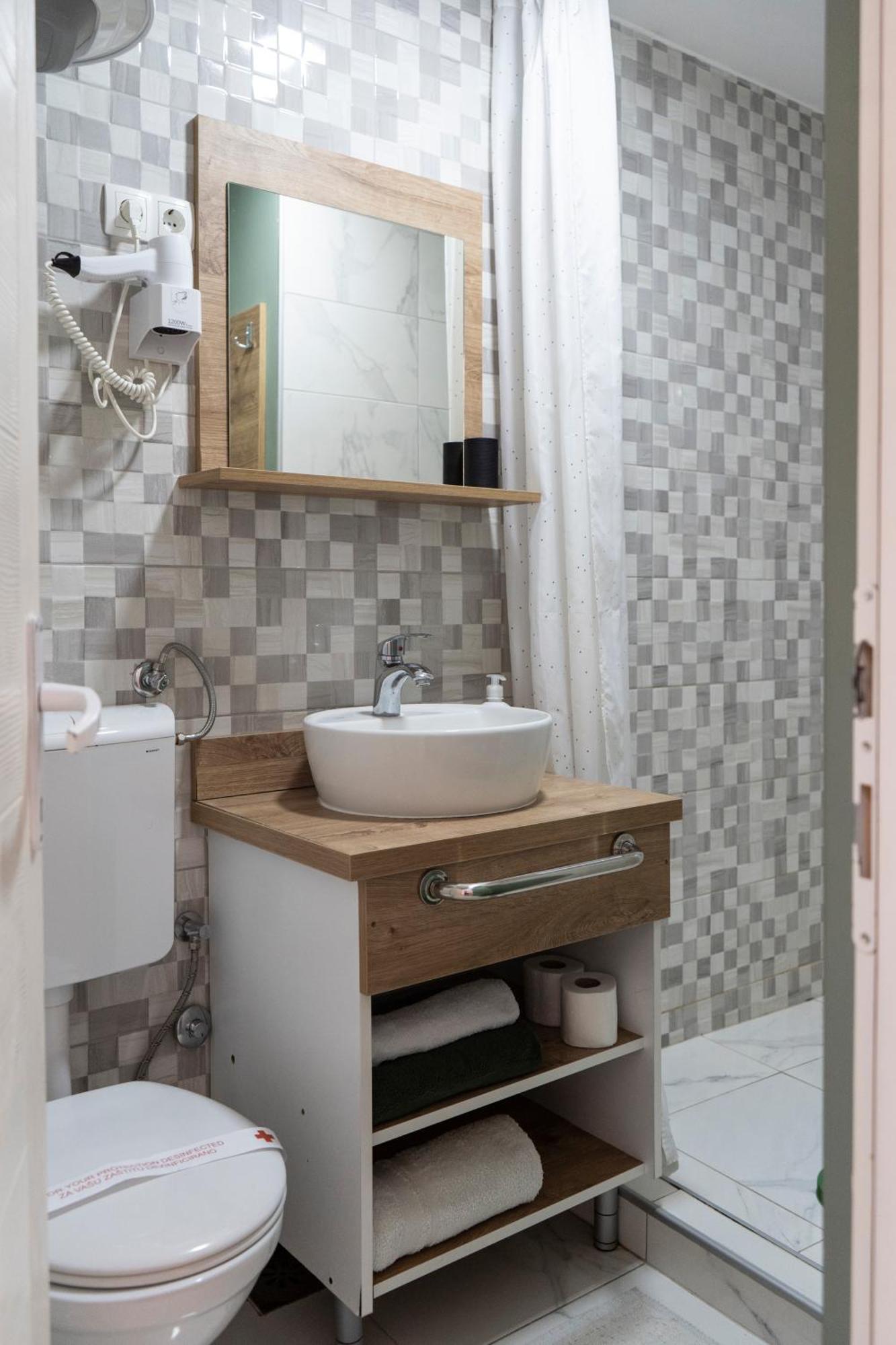 Guest House Time Out Сараево Экстерьер фото